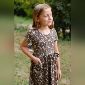 Butterfly Garden Cotton Floral Kids Girls Dress Matching Mommy & Me